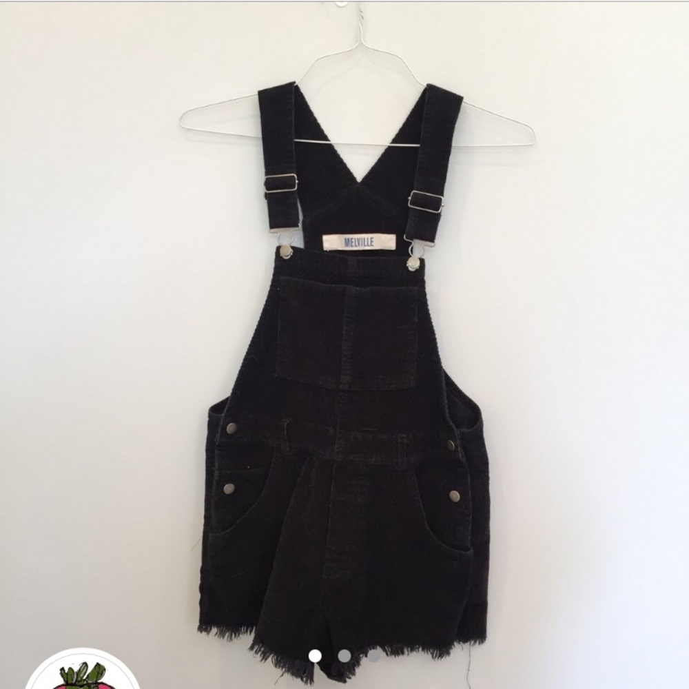 BRANDY MELVILLE CORDUROY OVERALLS